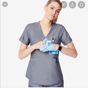 Figs Scrub Top- Graphite Zinga 2.0